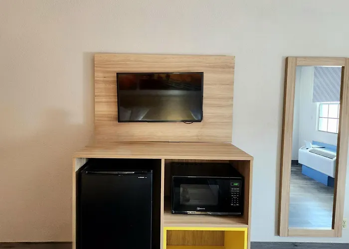 Beach hotel: Days Inn By Wyndham Houston